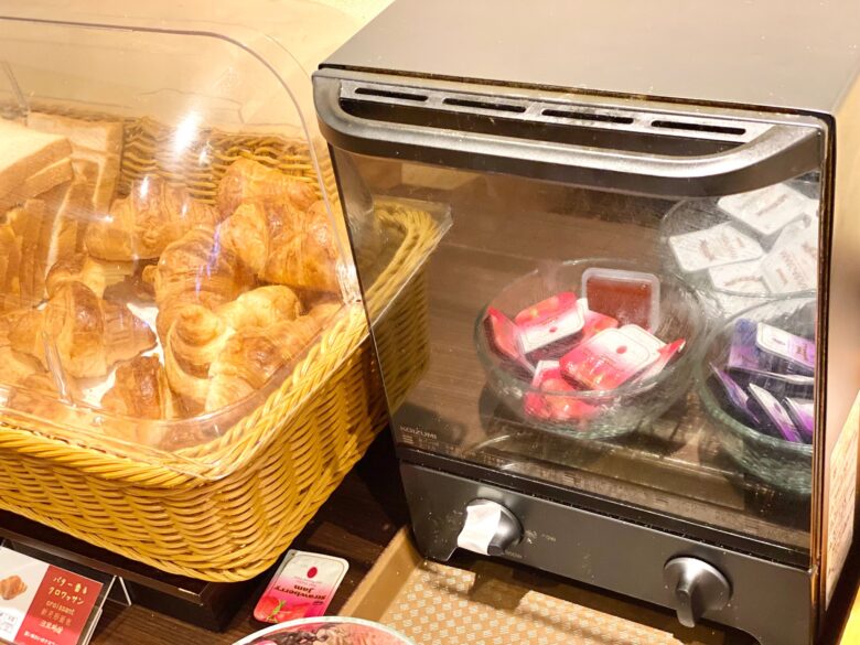ダイワロイネットホテル京都駅前店のニャーヴェトナムの朝食バイキングにあるトースター