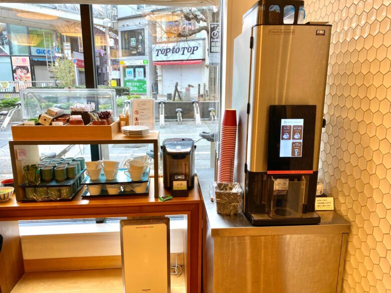 ホテルグレイスリー京都三条のコーヒーマシーン
